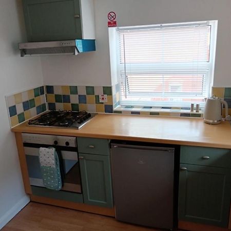 Welcome To This Flat Kettering Exterior photo