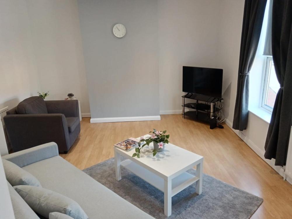 Welcome To This Flat Kettering Exterior photo